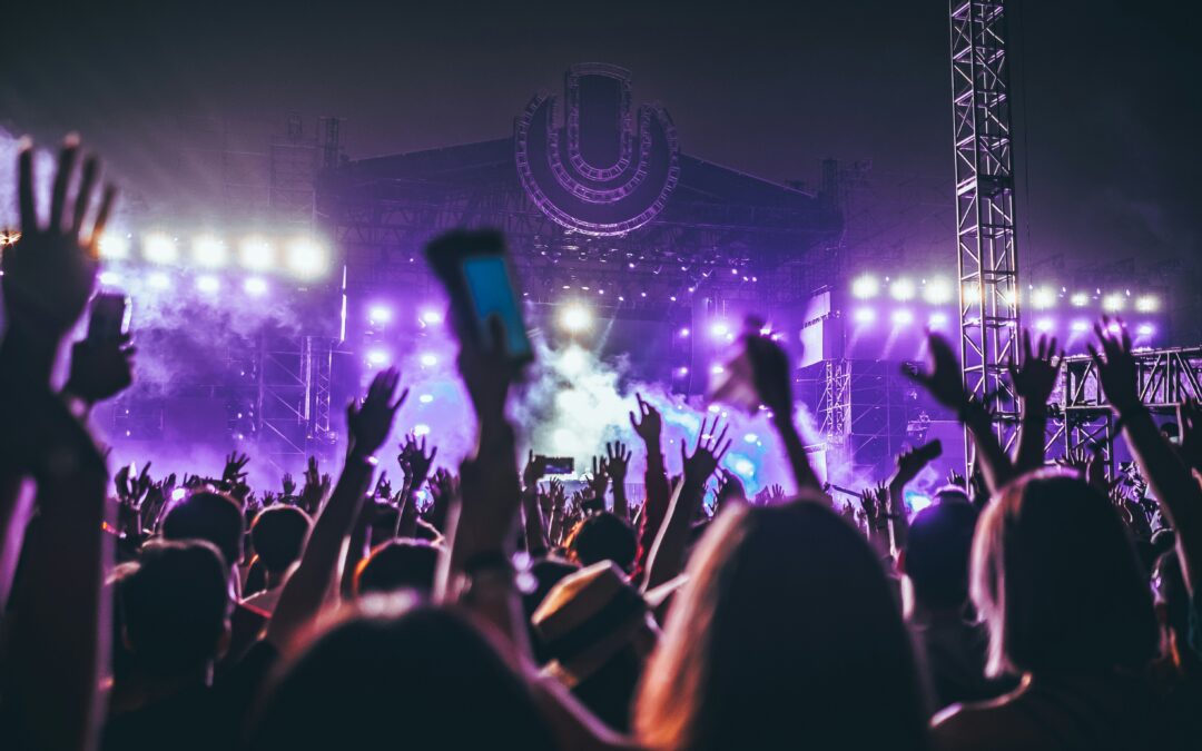 Genk on Stage 2026: Gratis stadsfestival in Genk + ontspannen overnachten bij Studio Ella